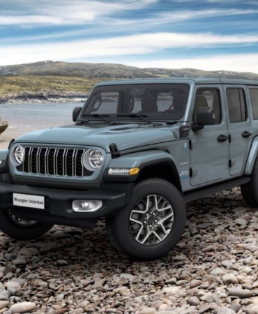 Jeep, 320 bin aracını geri çağırdı: Yangın riski var