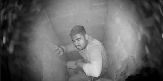 Kablo çekerken havalandırma boşluğuna düştü, duvar kırılarak kurtarıldı