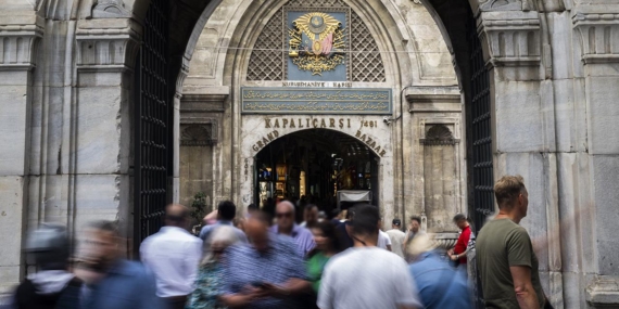 Kapalıçarşı’da dördüncü dalga kara para operasyonu: 76 gözaltı