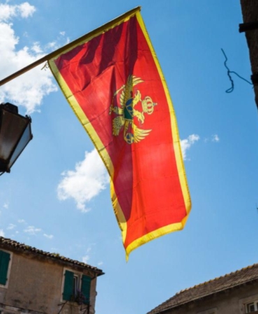 Karadağ, Türkiye ile vizesiz seyahati yeniden uygulamaya koyacak