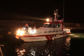 Karadeniz'de 2 gemide yangın: 25 personel tahliye edildi
