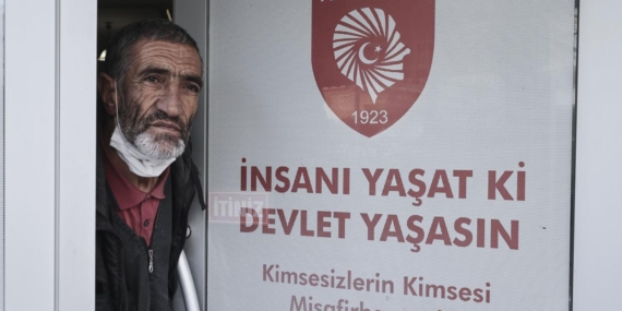 Kimsesizler ve evsizlere barınma imkanı sağlanıyor