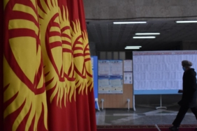 Kırgızistan'da halk erken milletvekili seçimleri için sandık başında