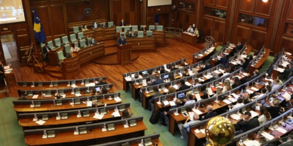 Kosova Meclisi feshedildi