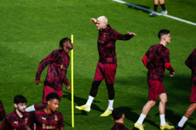 Liverpool Galatasaraylı Singo için ısrarcı!