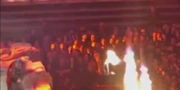 Lvbel C5'in İstanbul konserinde hayranının kalçası alev aldı