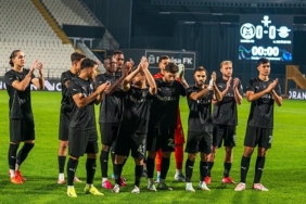 Manisa FK evinde Adana Demirspor'u farklı geçti