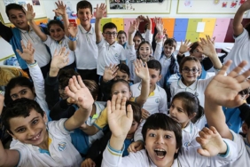 Milyonlarca öğrenci ara tatil için geri sayımda