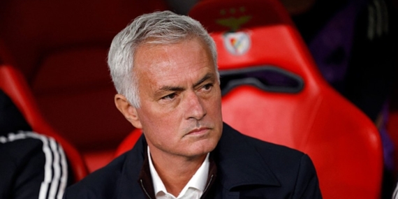 Mourinho’lu Benfica, Şampiyonlar Ligi’nde galibiyetle tanıştı! Ligin son sırasındaki Ajax’ı yendiler