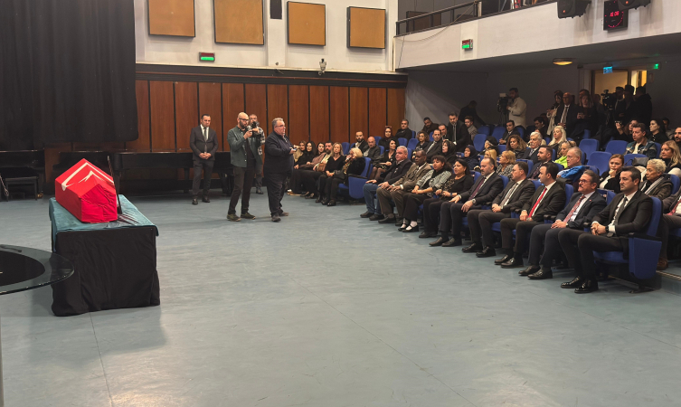 Muazzez Abacı için TRT Ankara Radyosu'nda tören düzenlendi