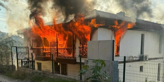 Muğla Gökova’yı birbirine katan saldırgan vuruldu: Evleri ateşe verdi, jandarmaları bıçakladı