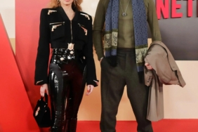 Nilperi Şahinkaya saat 04