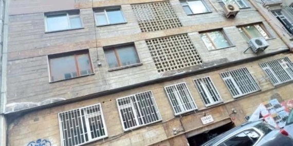 Orhan Pamuk’tan davalık olduğu komşularına: Dairenizi bana satın