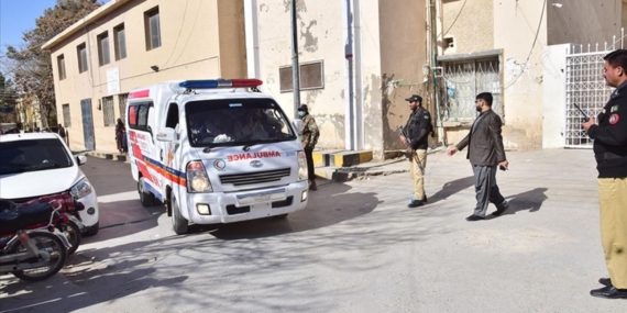 Pakistan’da tutkal fabrikasında gaz sızıntısı sonucu meydana gelen patlamada 15 kişi hayatını kaybetti