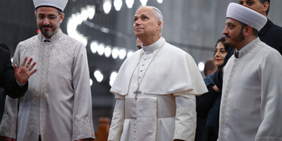 Papa 14. Leo, Sultanahmet Camii’ni ziyaret etti