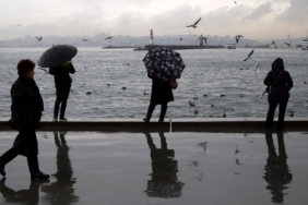Pastırma sıcakları sürüyor: Yarına dikkat! Gök görültülü sağanak geliyor