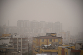 Şanlıurfa'da toz taşınımı etkili oldu
