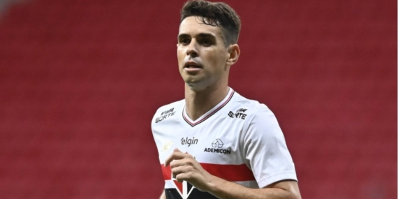 Sao Paulo forması giyen ünlü futbolcu Oscar korkuttu!