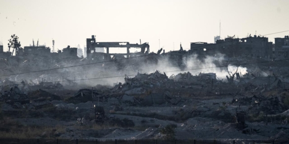 Soykırımcı İsrail’in ateşkese rağmen Gazze’de sürdürdüğü saldırılarda 4 Filistinli hayatını kaybetti