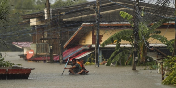 Tayland’ın güneyini vuran sel felaketinde ölenlerin sayısı 145’e çıktı