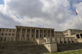 TBMM yoğun mesaisine devam edecek