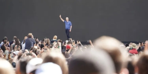 Tim Cook Apple CEO’luğundan İstifa Edebilir