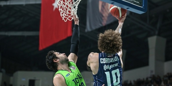 TOFAŞ evinde Anadolu Efes’i mağlup etti