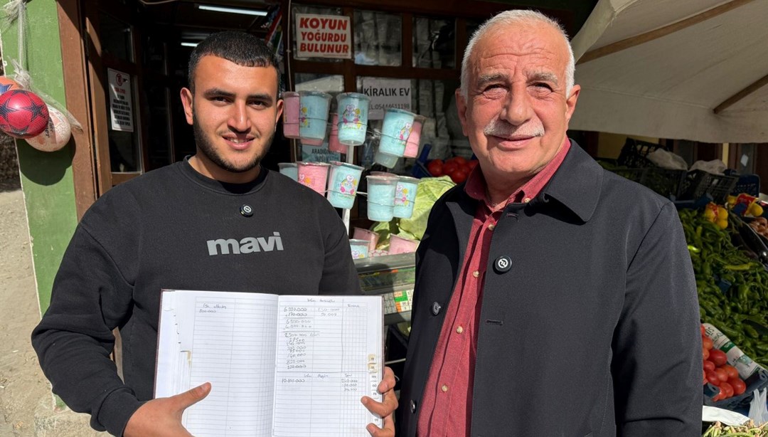 Tokat’ta hayırsever, bakkalın veresiye defterindeki borçları ödedi