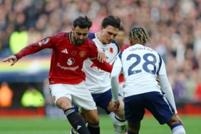 Tottenham ile Manchester United puanları paylaştı