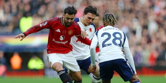Tottenham ile Manchester United puanları paylaştı