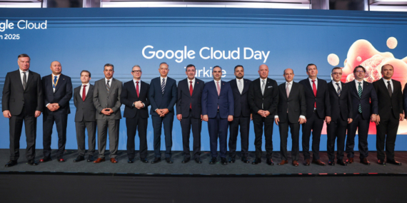 Türkiyeye 3 milyar dolarlık bulut yatırımı: Google Cloud ve Turkcell ortaklığı başlıyor