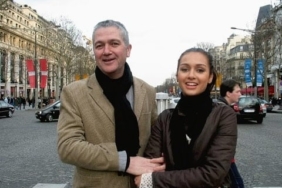 Ünlü oyuncudan nostaljik paylaşım: 20 yıl önce Paris'te ömür boyu kankalarımla