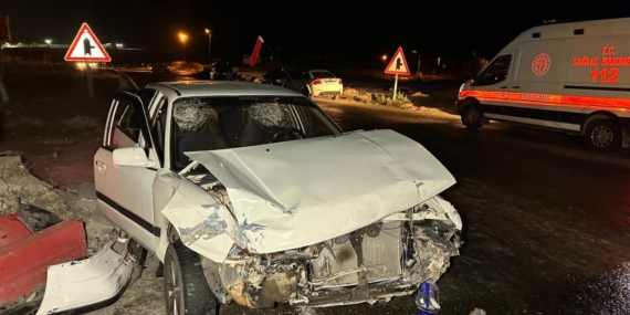 Uşak’ta iki otomobilin çarpıştığı kazada 10 kişi yaralandı