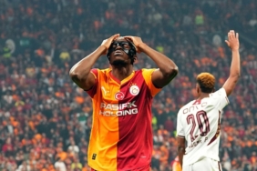 Victor Osimhen Fenerbahçe derbisinde forma giyecek mi? İşte son durumu