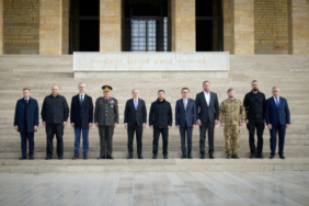 Zelenski'den Anıtkabir ziyareti