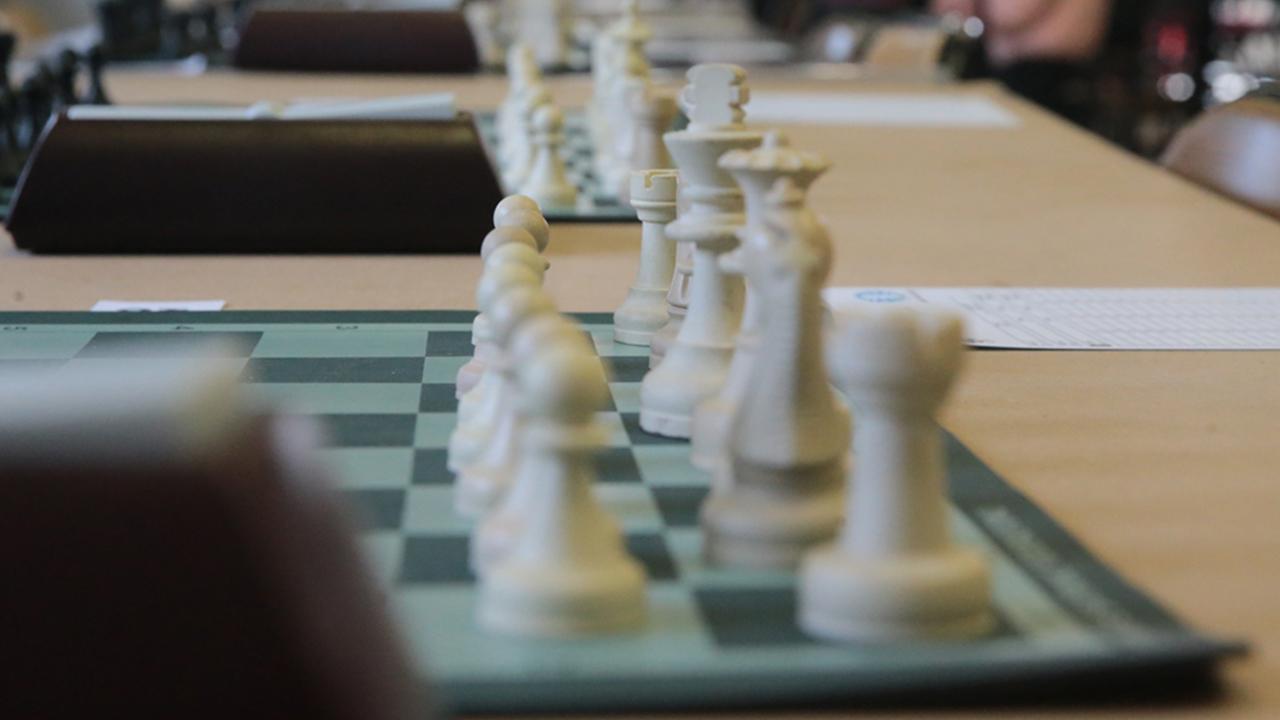 3 yaşında satrançta dünya rekoru kırdı