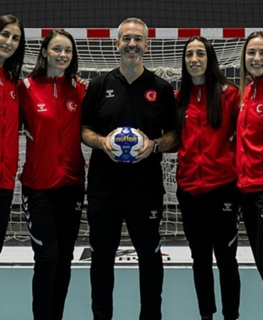 A Milli Kadın Hentbol Takımı Başantrenörü Ginesta Montes: Maçtan maça gelişiyoruz