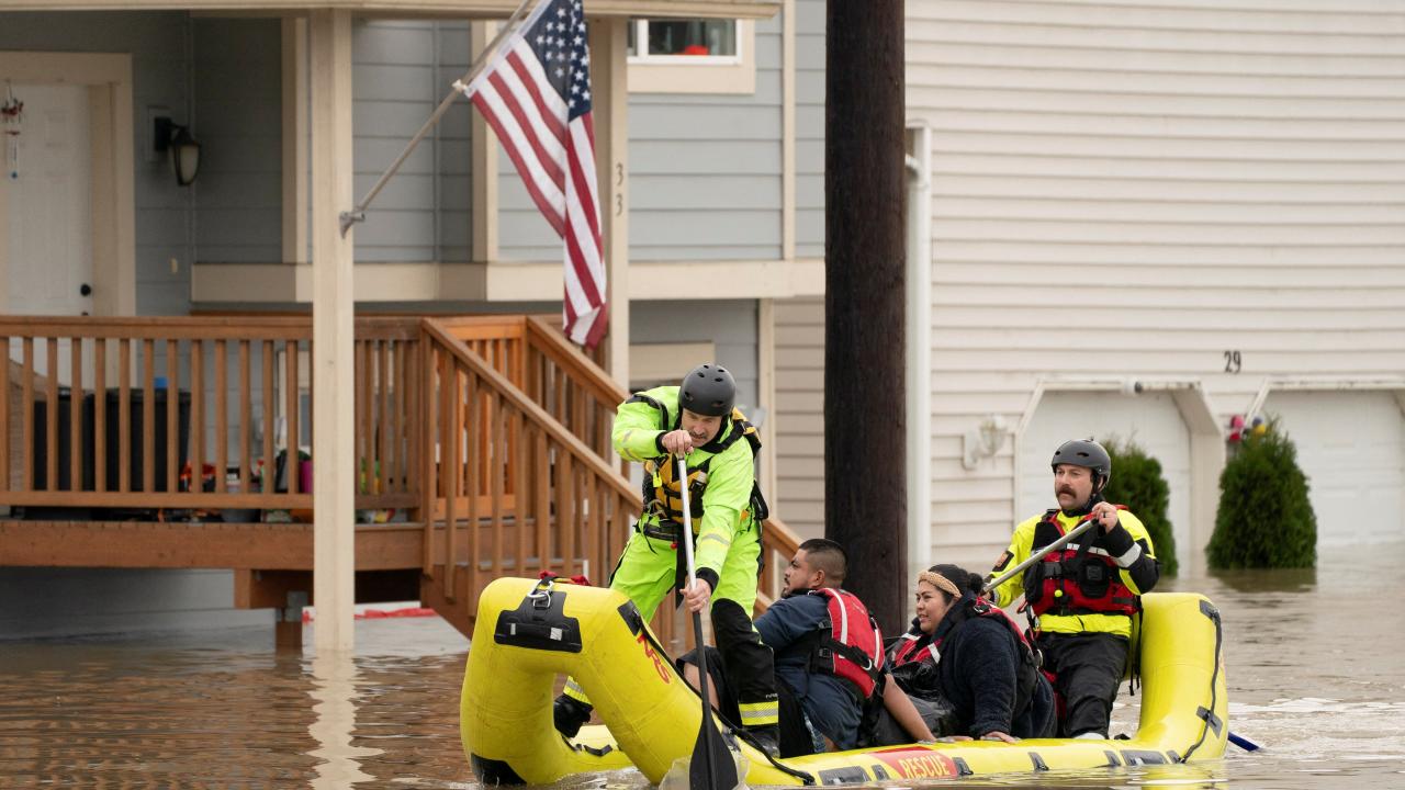 ABD'nin Washington eyaletinde şiddetli yağışlar nedeniyle acil durum ilan edildi