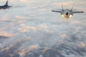 ABD'ye ait F16 savaş uçağı düştü