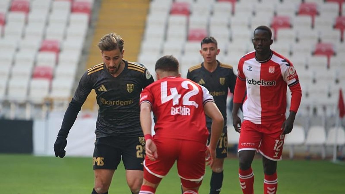 Aliağa FK'ya mağlup olan Özbelsan Sivasspor Ziraat Türkiye Kupası'na veda etti!