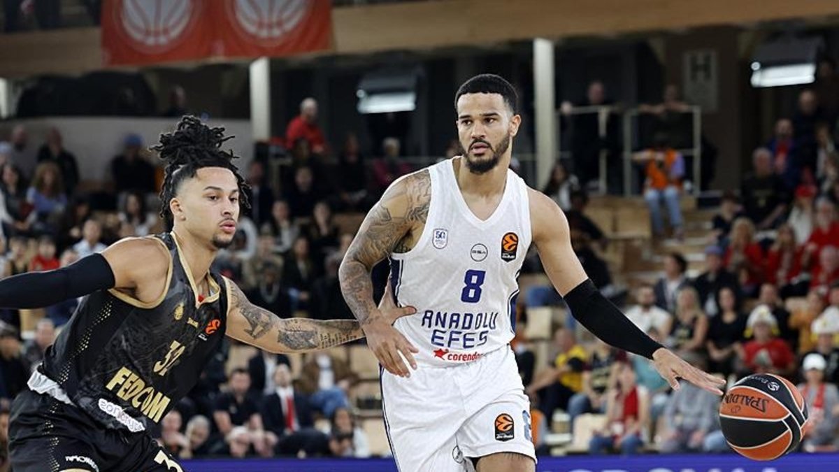 Anadolu Efes EuroLeague'de Real Madrid ile karşılaşacak!