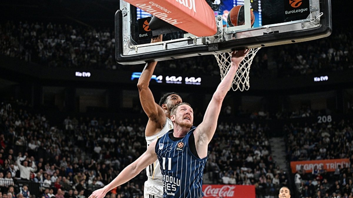 Anadolu Efes sarstı ama yıkamadı! İstanbul'da kazanan Real Madrid