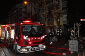 Ankara'da apartmana sıçrayan yangında 8 kişi dumandan etkilendi