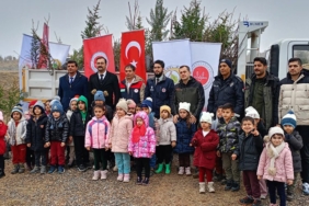 Arapgir'de minikler, fidan dikme etkinliğinde buluştu