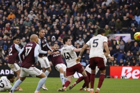 Arsenal'e son dakika şoku! Aston Villa uzatmalarda kazandı