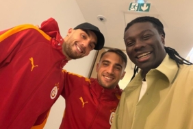 Bafetimbi Gomis Galatasaraylı futbolcularla bir araya geldi!
