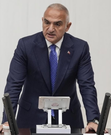 Bakan Ersoy: Turizmde ilk 9 ayda tüm zamanların rekorunu kırdık