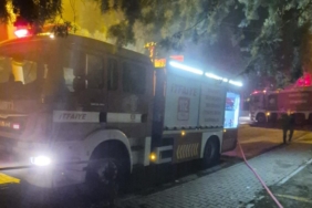 Balıkesir'de iş yerinde yangın: 2 kişi dumandan etkilendi