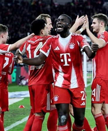 Bayern Münih deplasmanda farka koştu