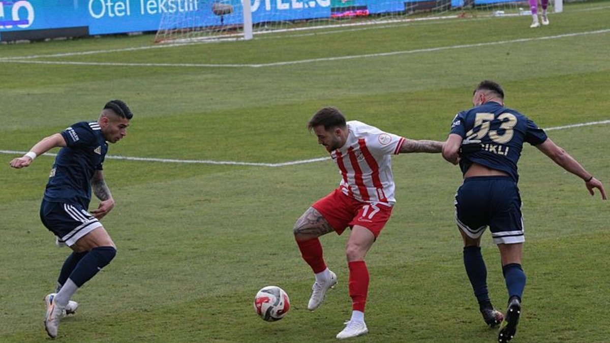 Boluspor evinde Erzurumspor FK'yı devirdi!